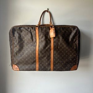 LOUIS VUITTON Sirius 60 Monogram Canvas Travel Bag